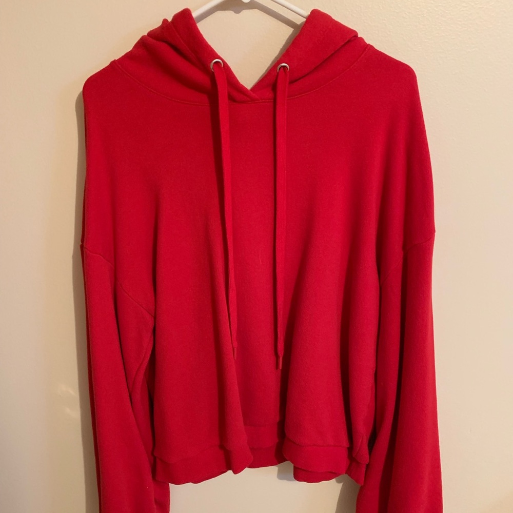 Sweatshirt with puffed sleeves